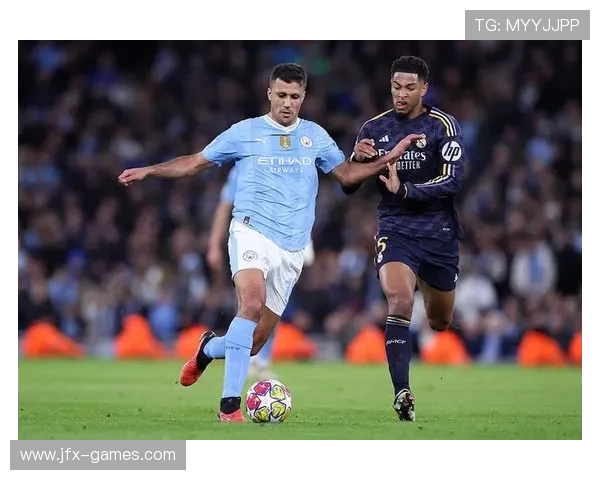 罗德里稳居蓝月核心,引领曼城中场升级 罗德里稳居蓝月核心,引领曼城中场升级