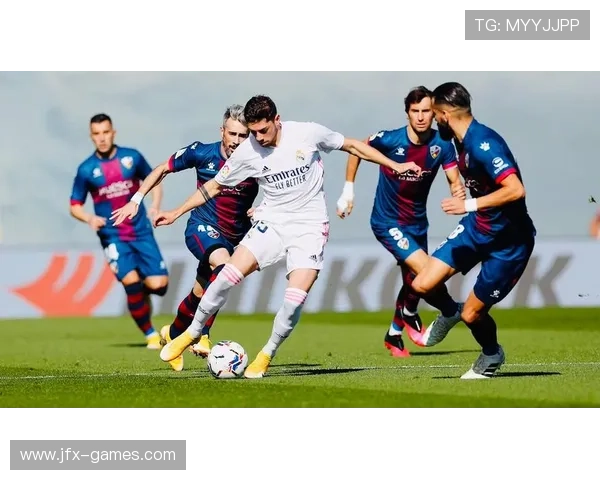 控球见长：秘鲁队中场掌控力凸显